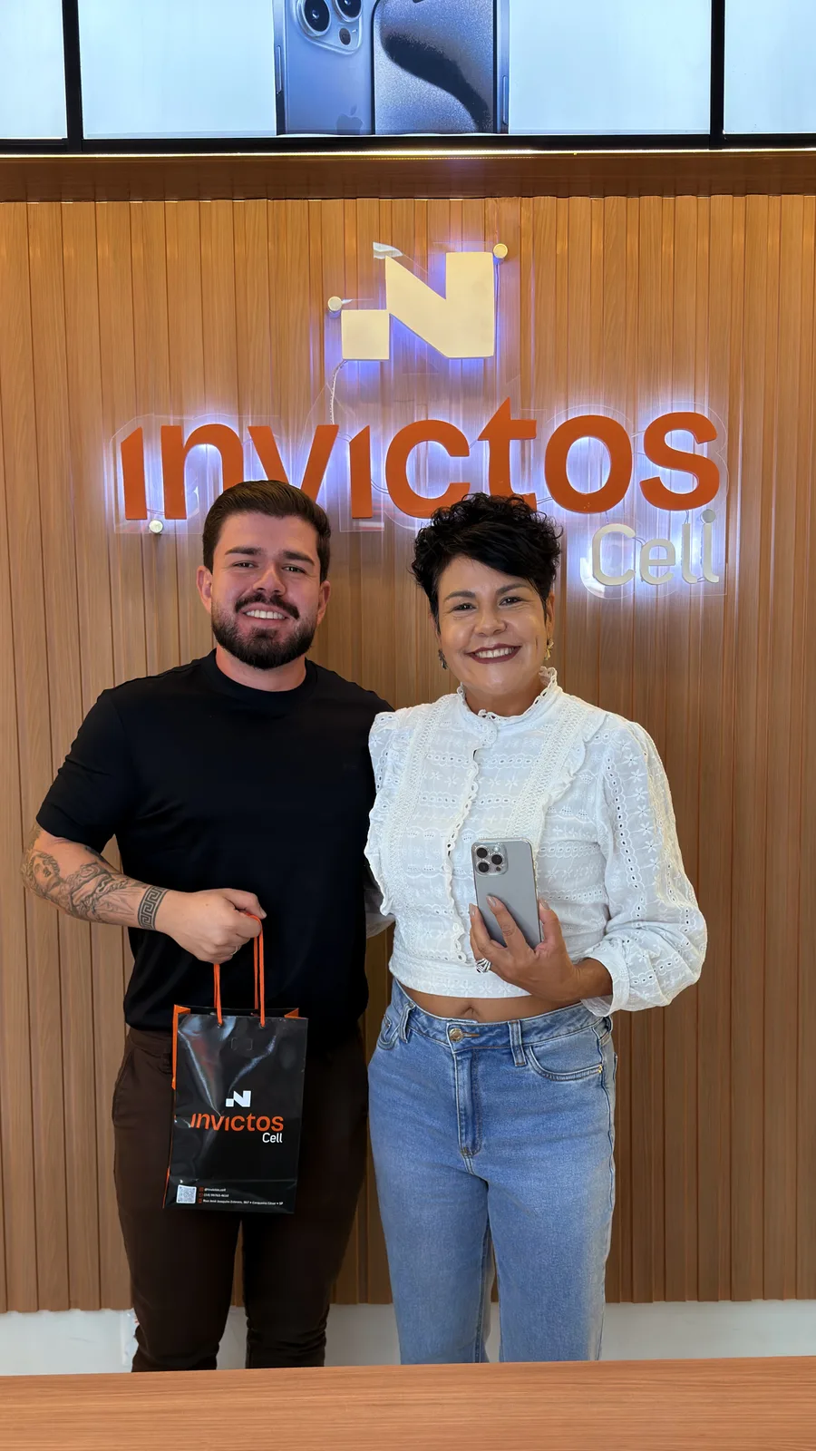 Cliente da Invictos Cell com o aparelho novo (7)